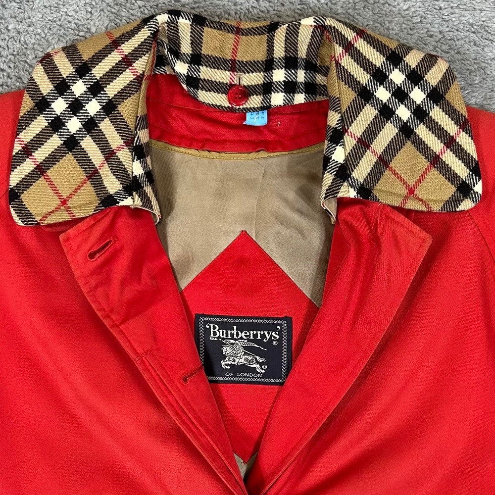 Vintage Burberrys Red Trench Coat Nova Check Lining Belted Cotton Blend Jacket